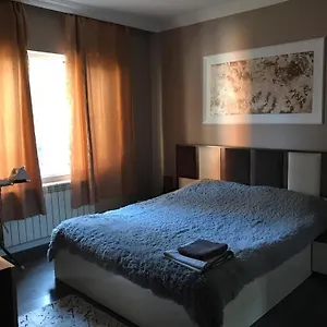 Elena's Проживание в семье